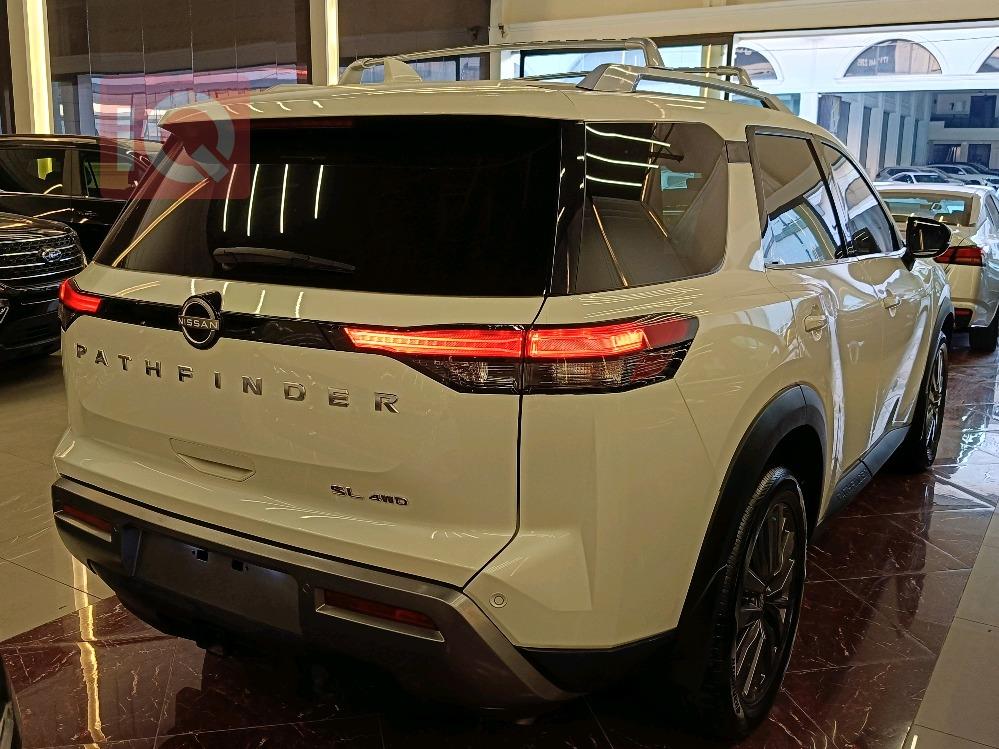 نيسان باثفايندر